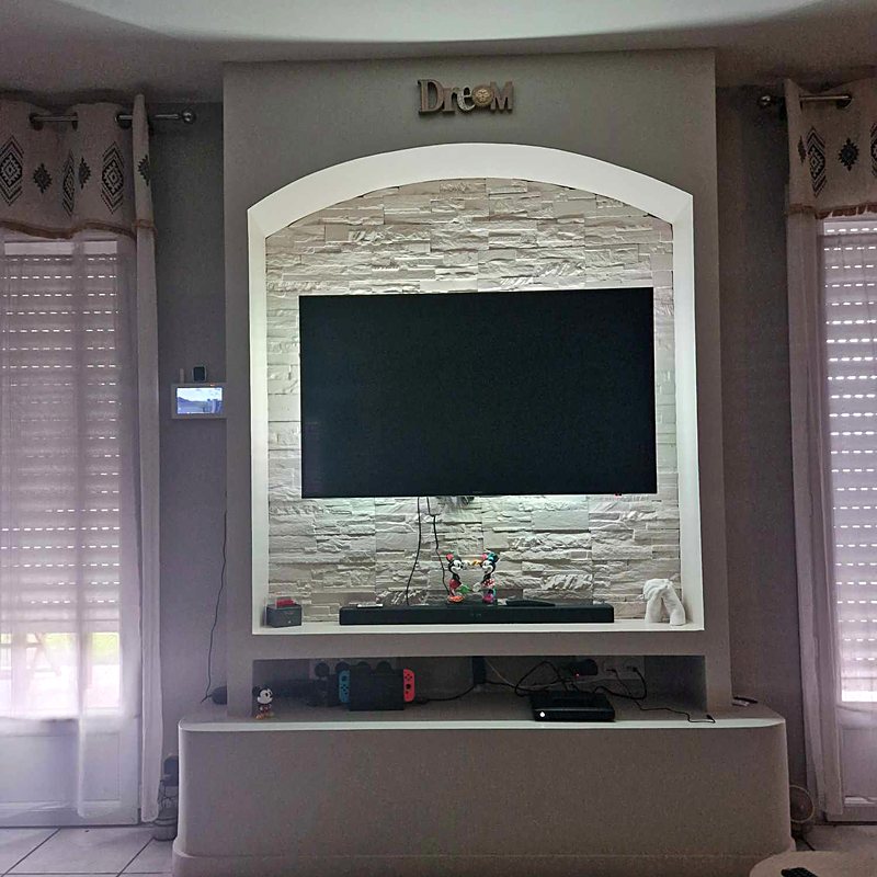 Meuble TV sur mesure en plaques de plâtre